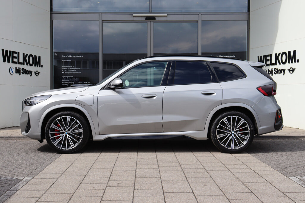 BMW X1 3