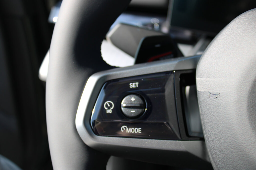 BMW i4 15