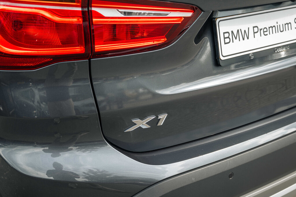 BMW X1 18