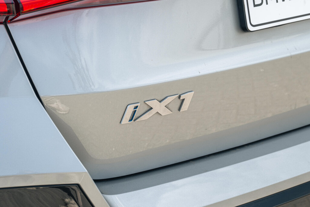 BMW iX1 15