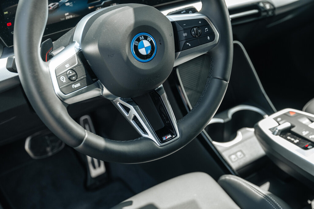 BMW iX1 25