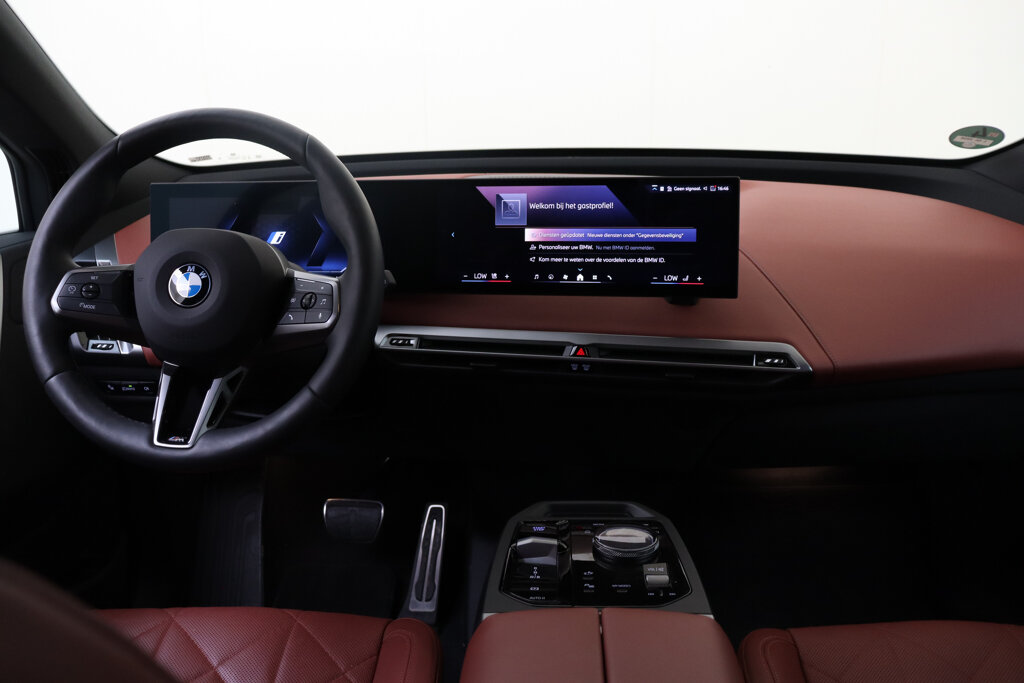 BMW iX 24