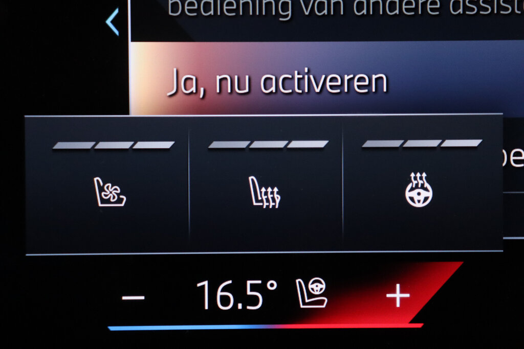 BMW iX 52