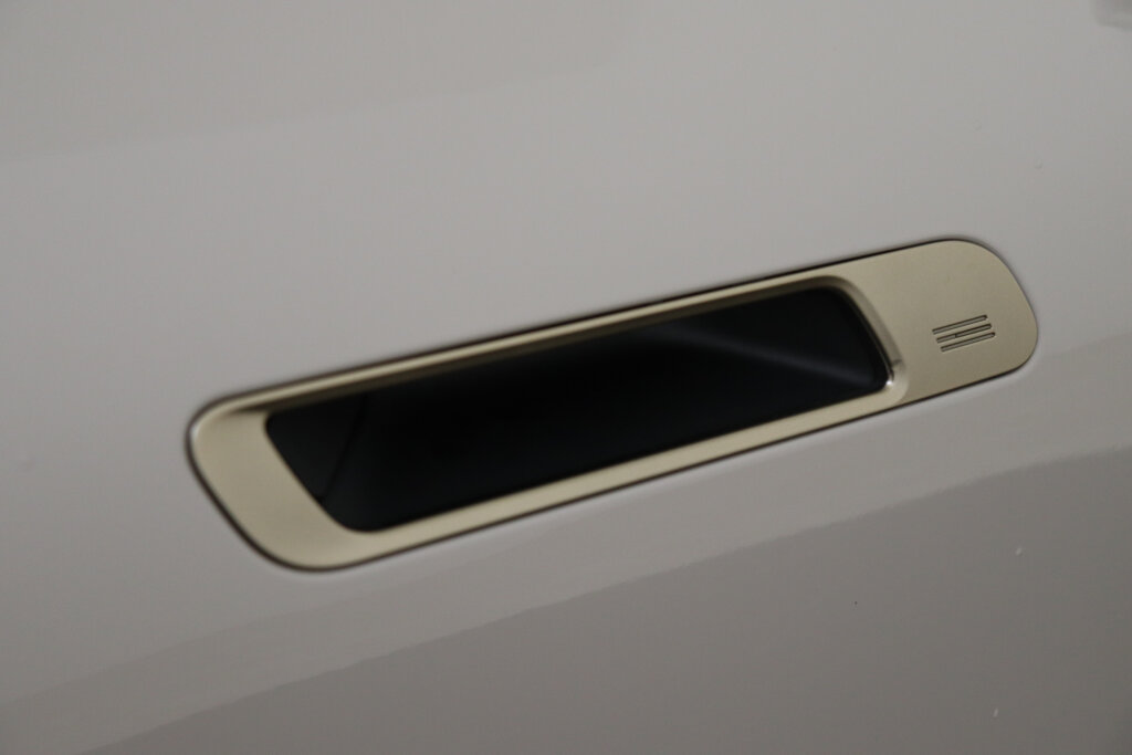 BMW iX 56