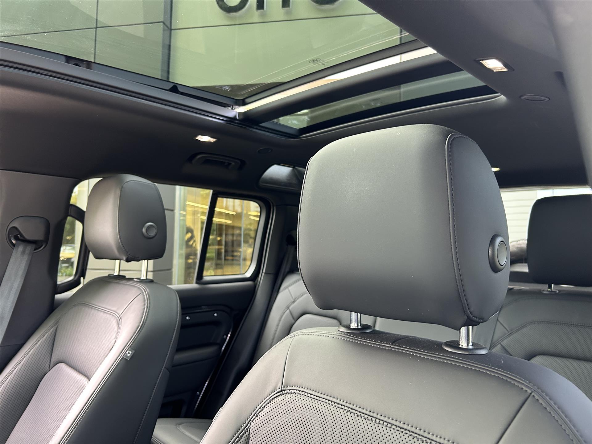 Land Rover Defender - foto 12