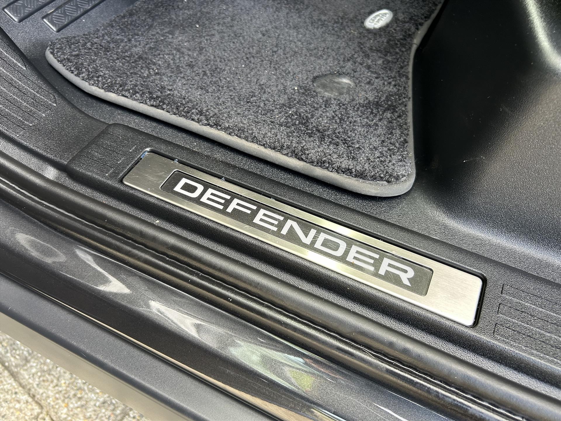 Land Rover Defender - foto 31