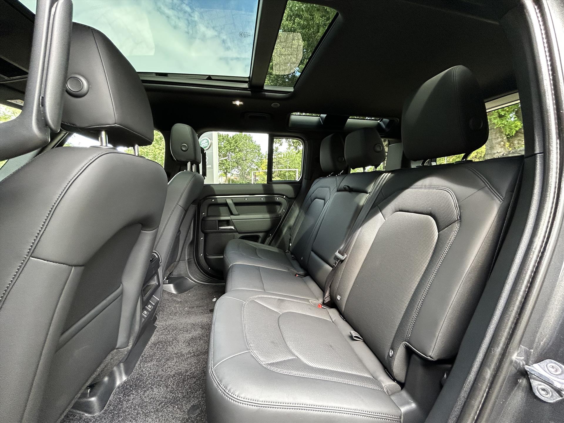 Land Rover Defender - foto 37