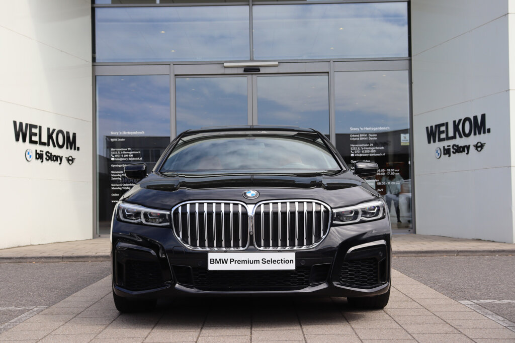 BMW 7 Serie 2