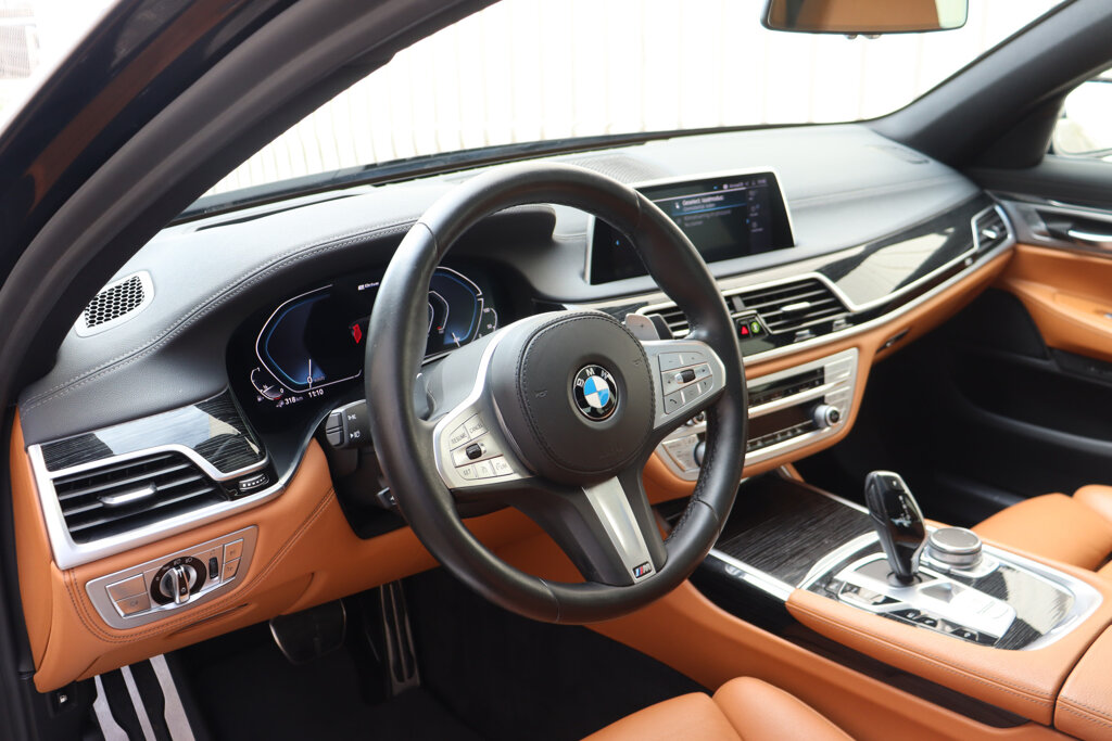 BMW 7 Serie 12