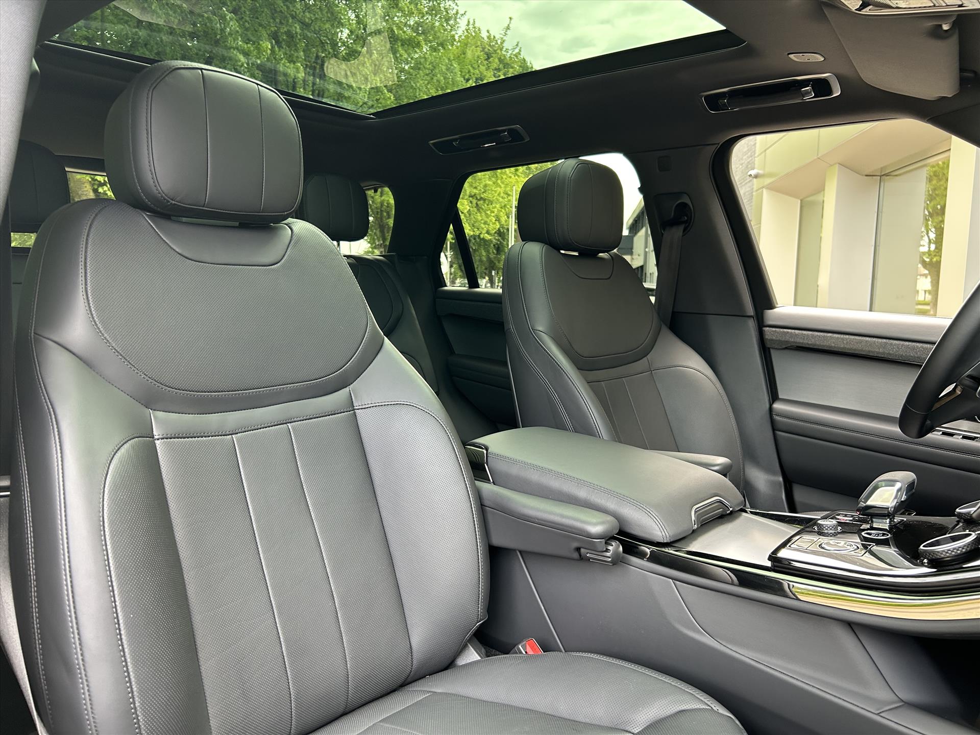 Land Rover Range Rover Sport P440e PHEV Dynamic SE - Afbeelding 4