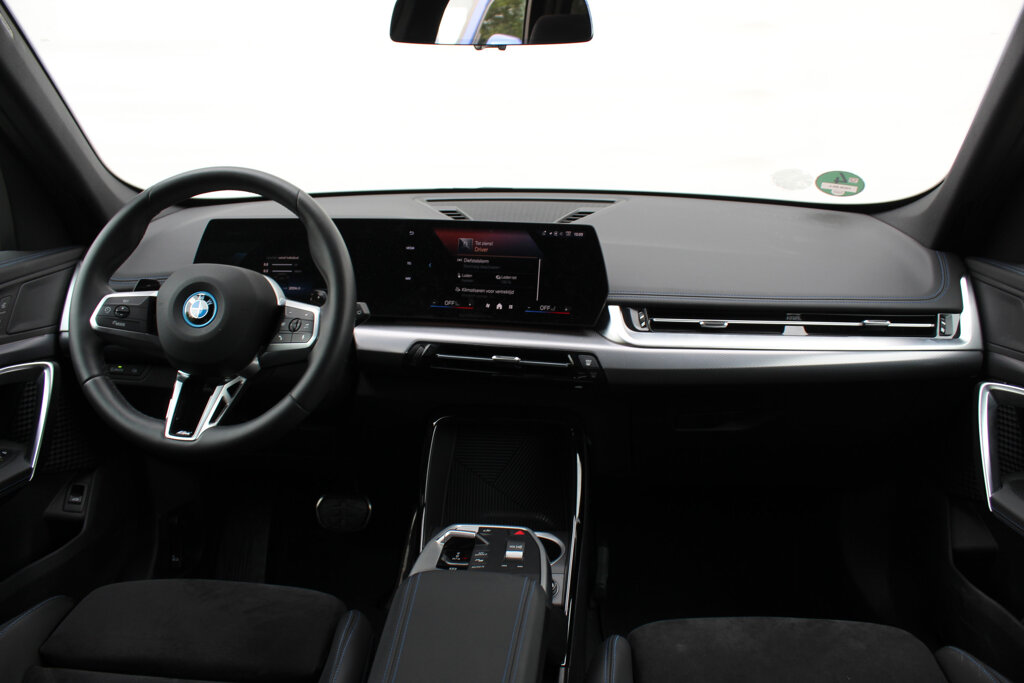 BMW X1 13