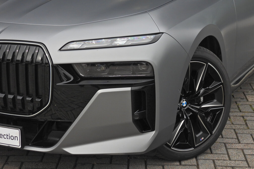 BMW 7 Serie 8