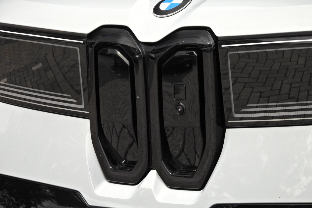 BMW iX3 7