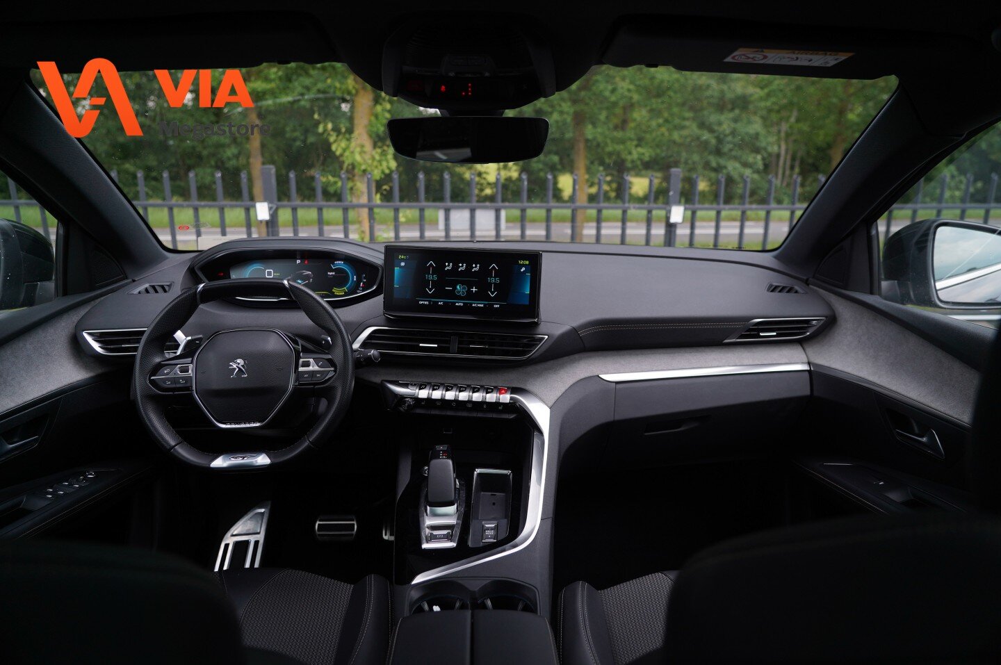 Peugeot 3008 1.6 Hybrid 225 GT | PANO | Camera | PDC | Stoelverw. | ECC | Halfleer | - Afbeelding 2
