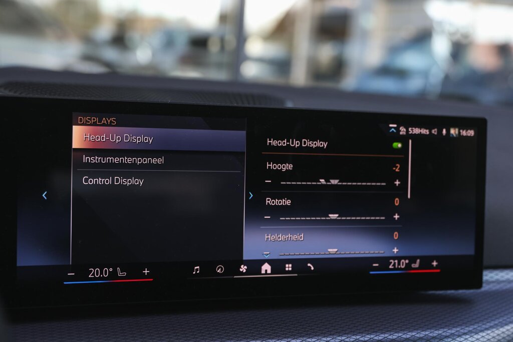 BMW i4 20