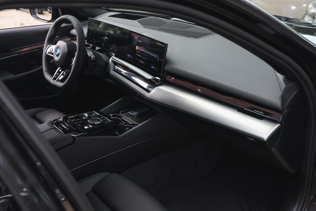 BMW i5 11