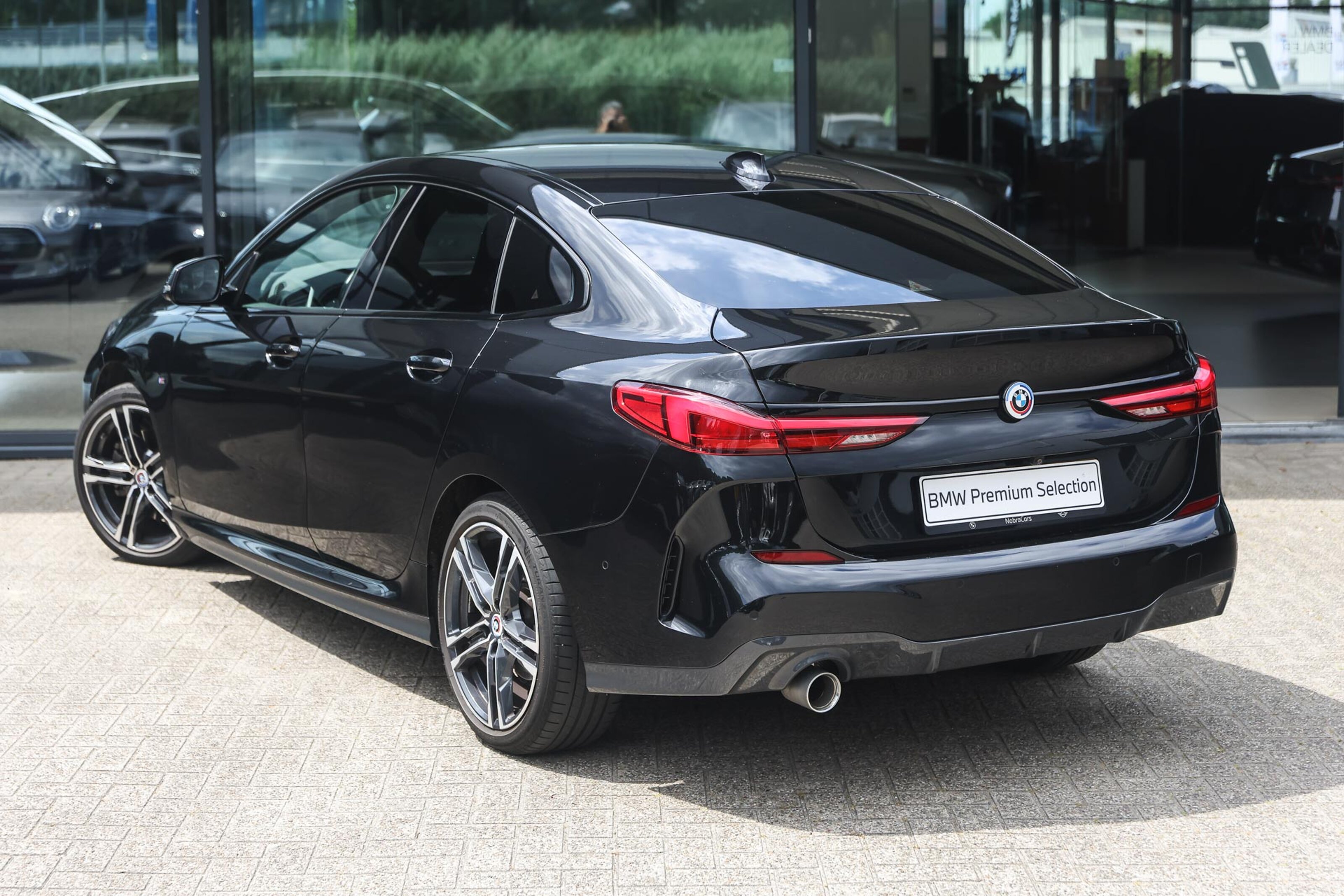 BMW 2 Serie Gran Coupé 218i Executive M Sport Automaat