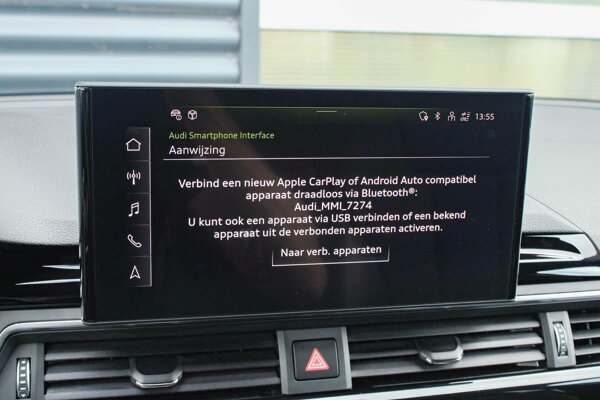 Apple Carplay/Android Auto Apple Carplay/Android Auto