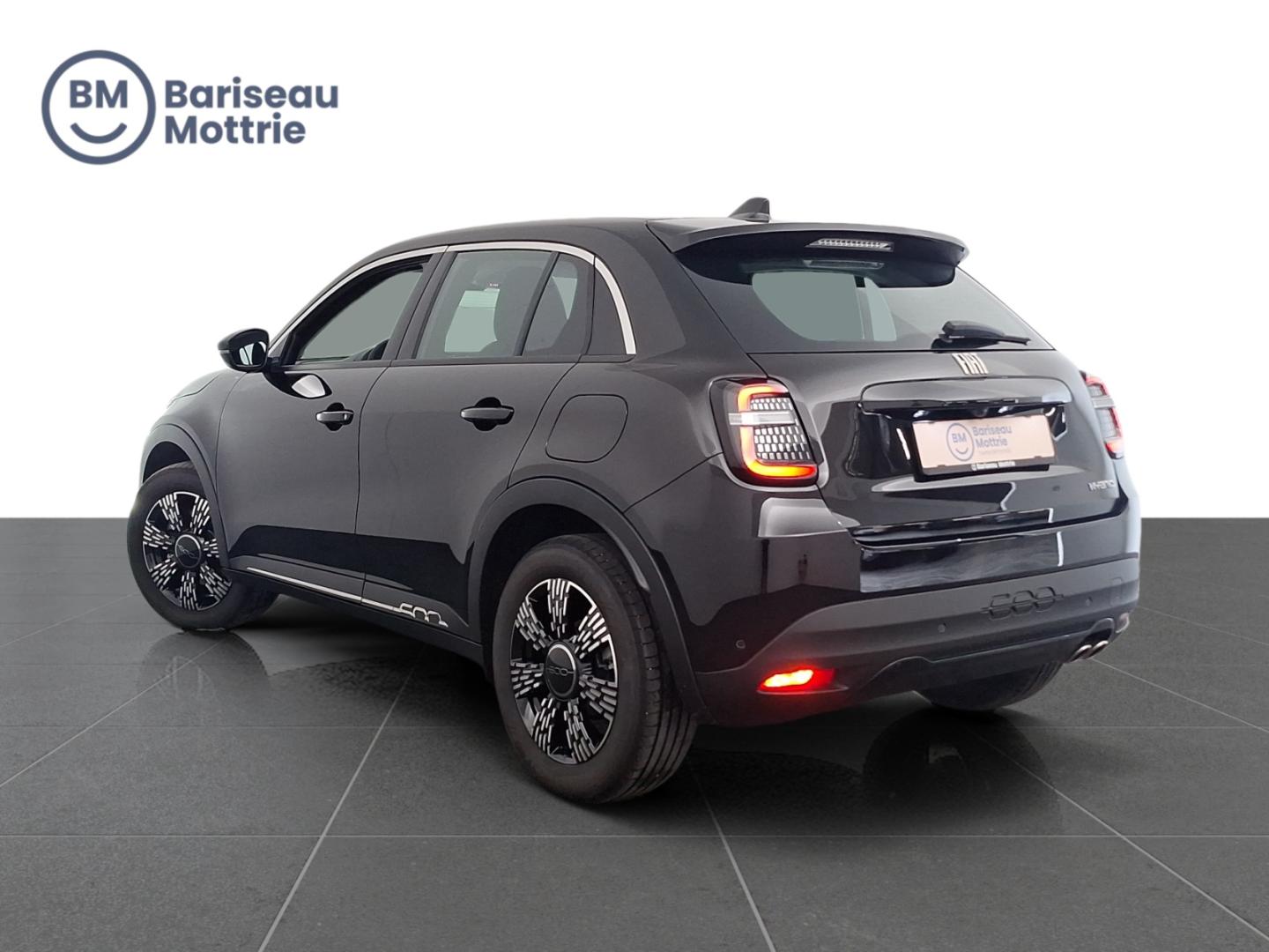Fiat 600 HYBRID AUTOMAAT 145PK *CAMERA SENSOREN*CARPLAY*DAB*GPS*KLIMAATREGELING* - Afbeelding 4