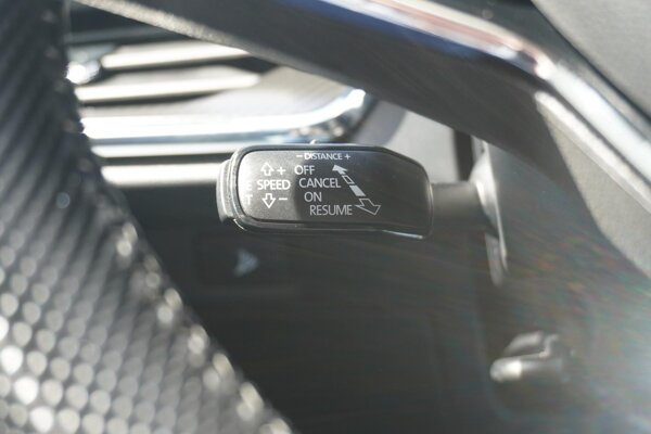 cruise control adaptief met Stop&Go cruise control adaptief met Stop&Go