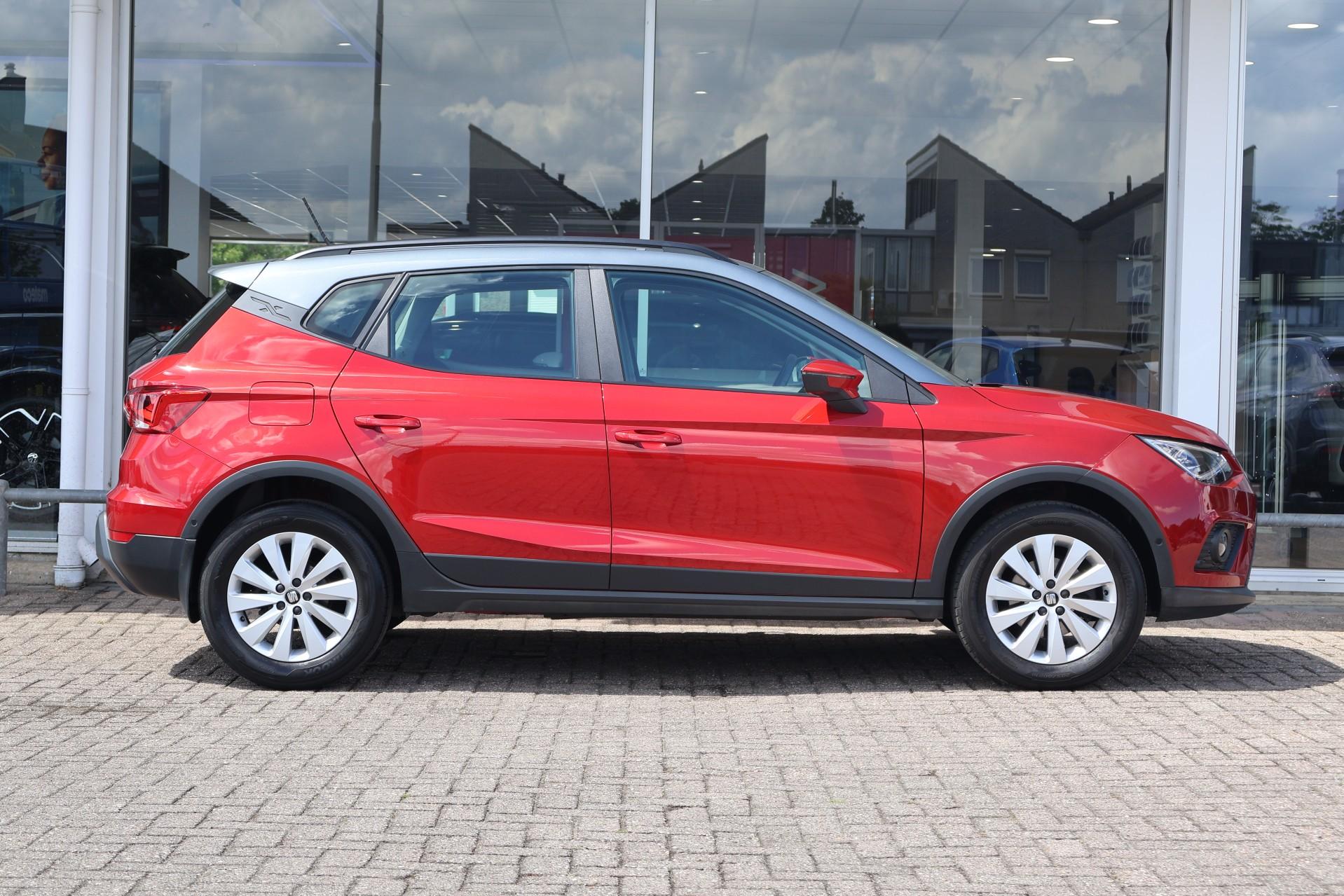 SEAT Arona 1.0 TSI 115pk DSG Xcellence Business Intense - Afbeelding 3