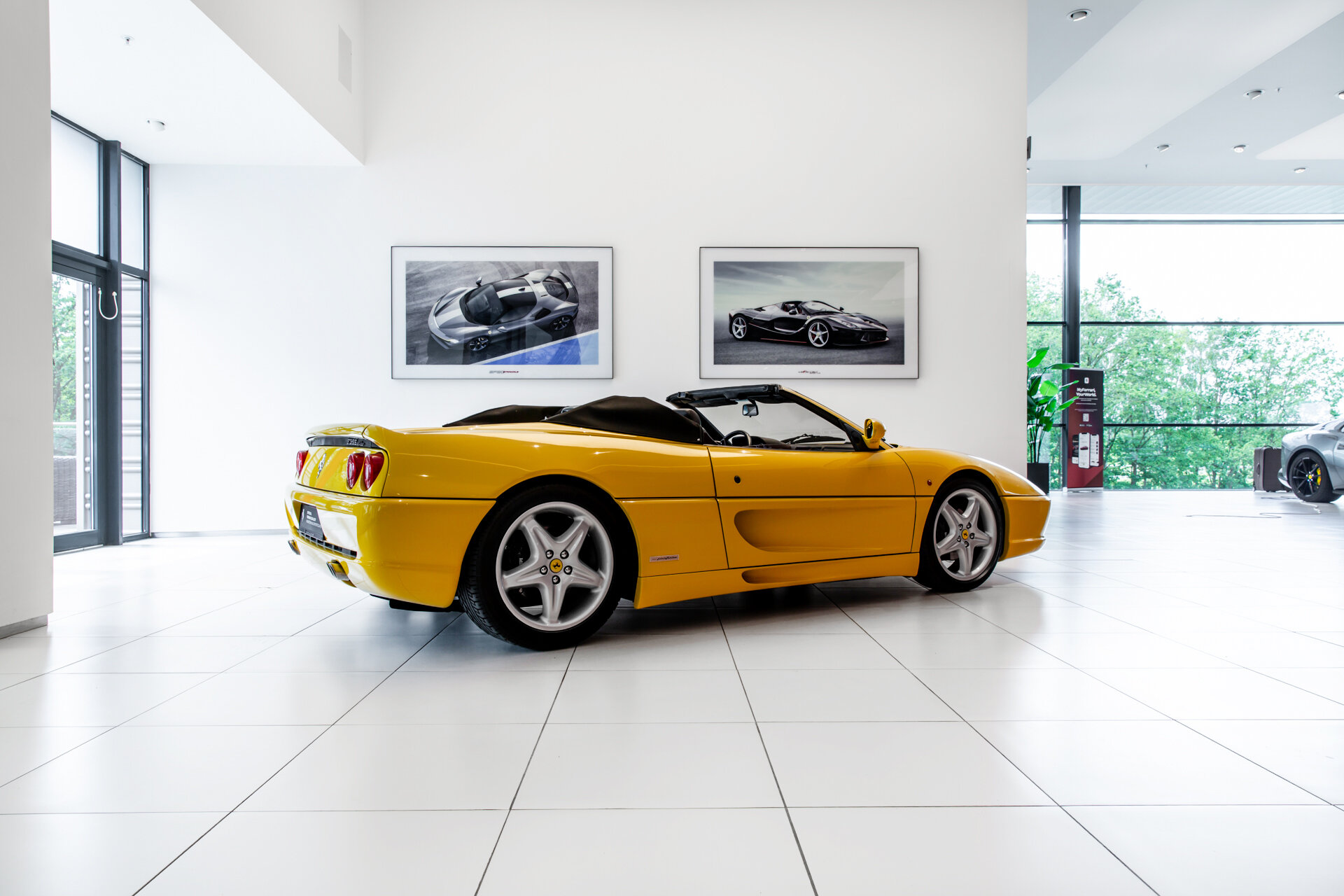 Ferrari F355 Spider ~Ferrari Munsterhuis~ - Afbeelding 3