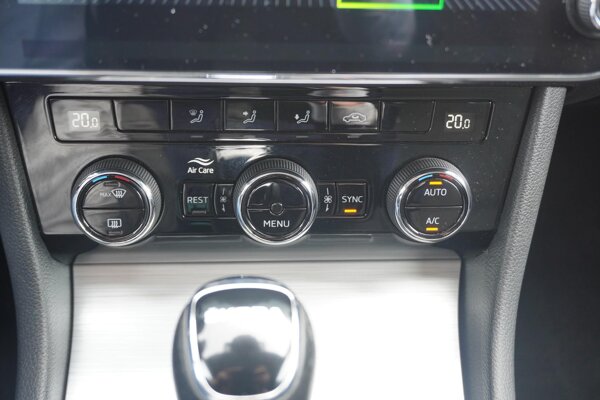 airco (automatisch) airco (automatisch)