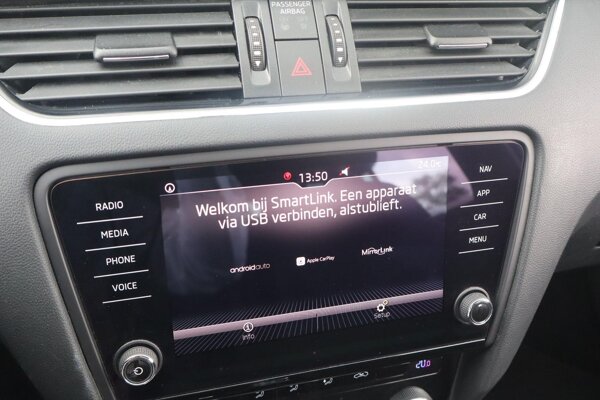 Apple Carplay/Android Auto