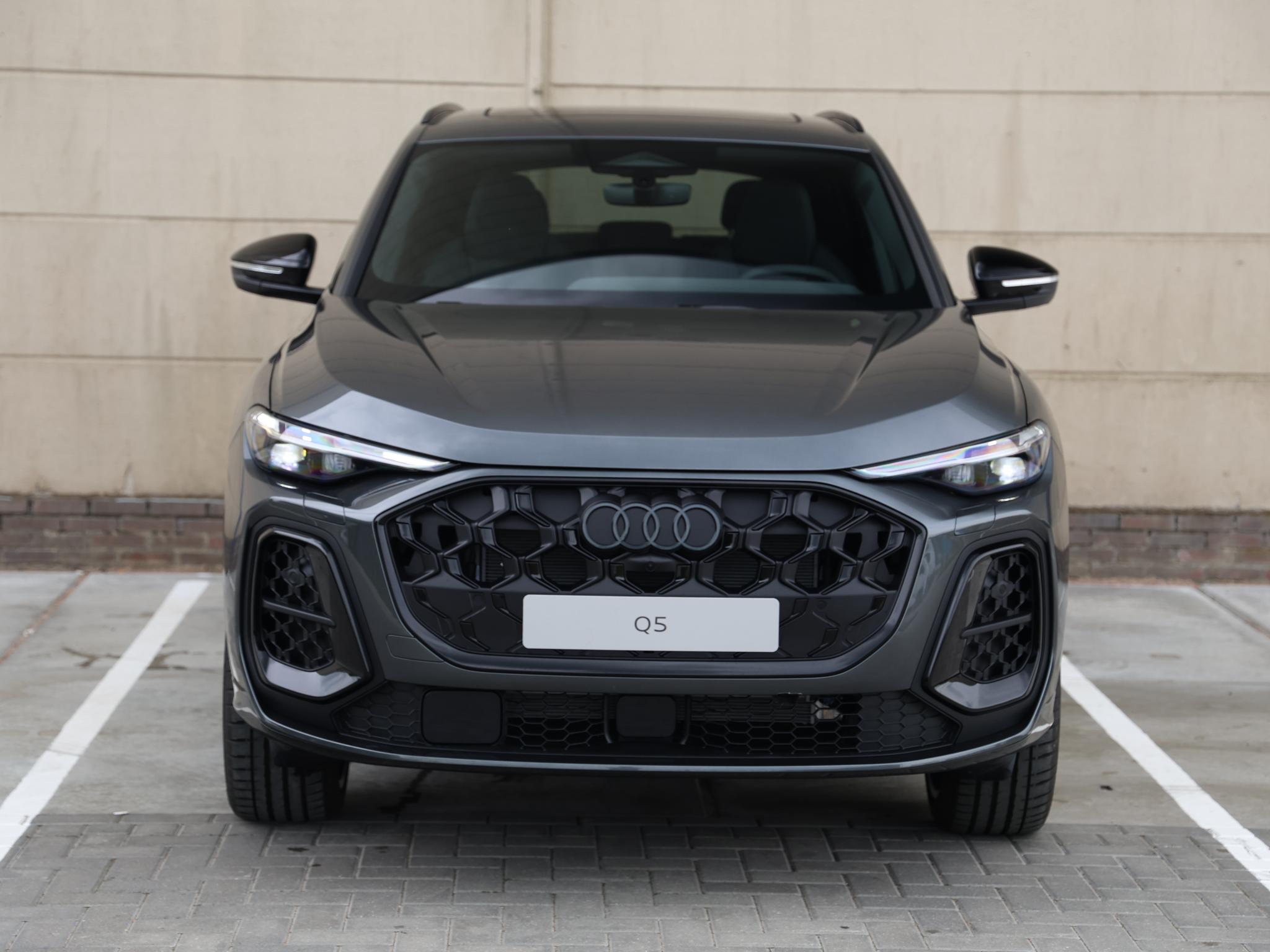 Audi Q5 S edition Competition e-hybrid 367 PK - Afbeelding 4