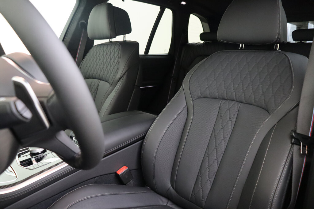BMW X5 8