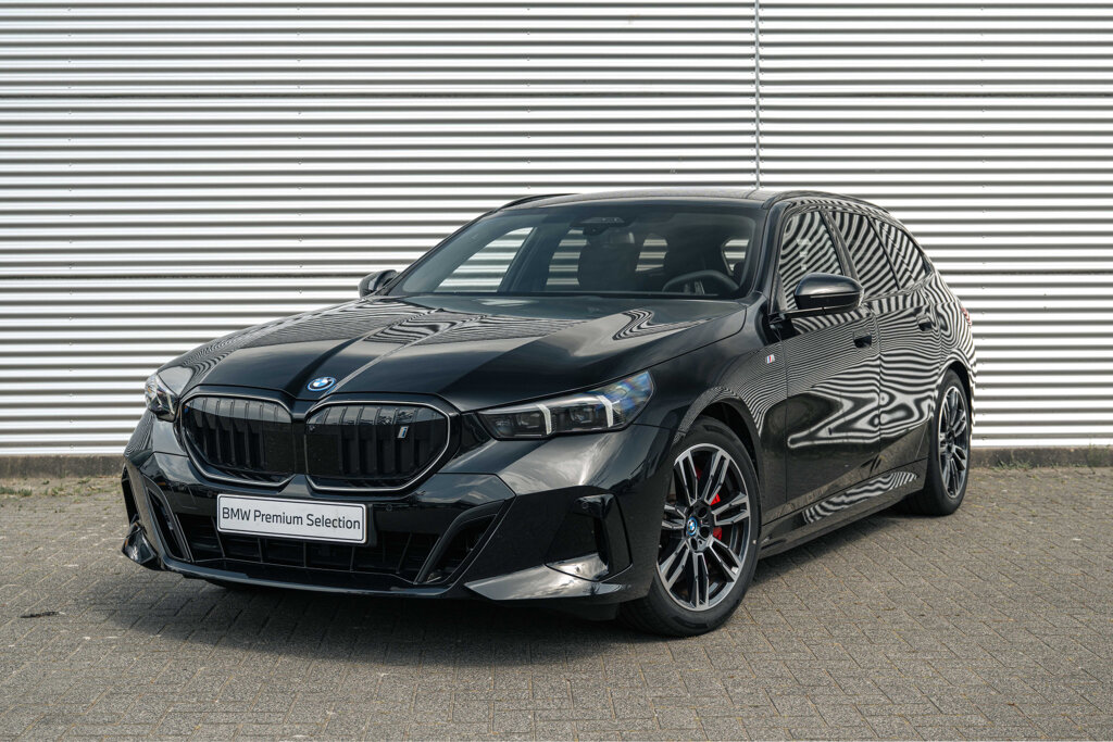 BMW i5 1