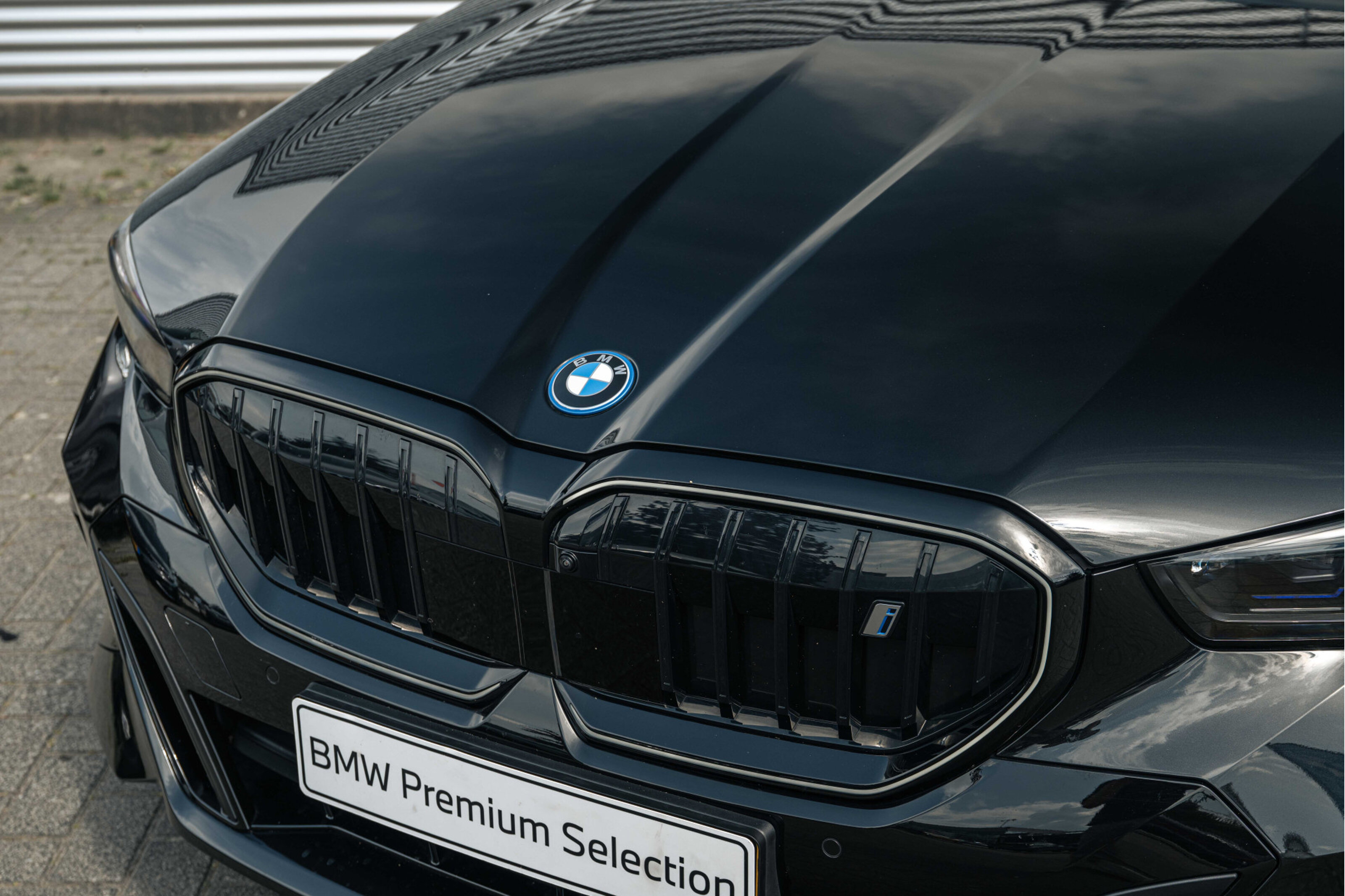 BMW i5 6