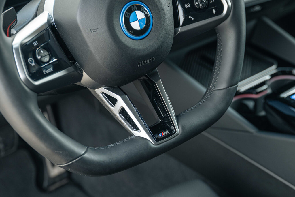BMW i5 20