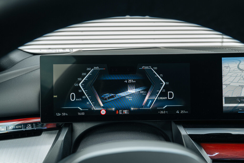 BMW i5 27