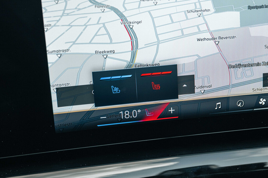 BMW i5 36