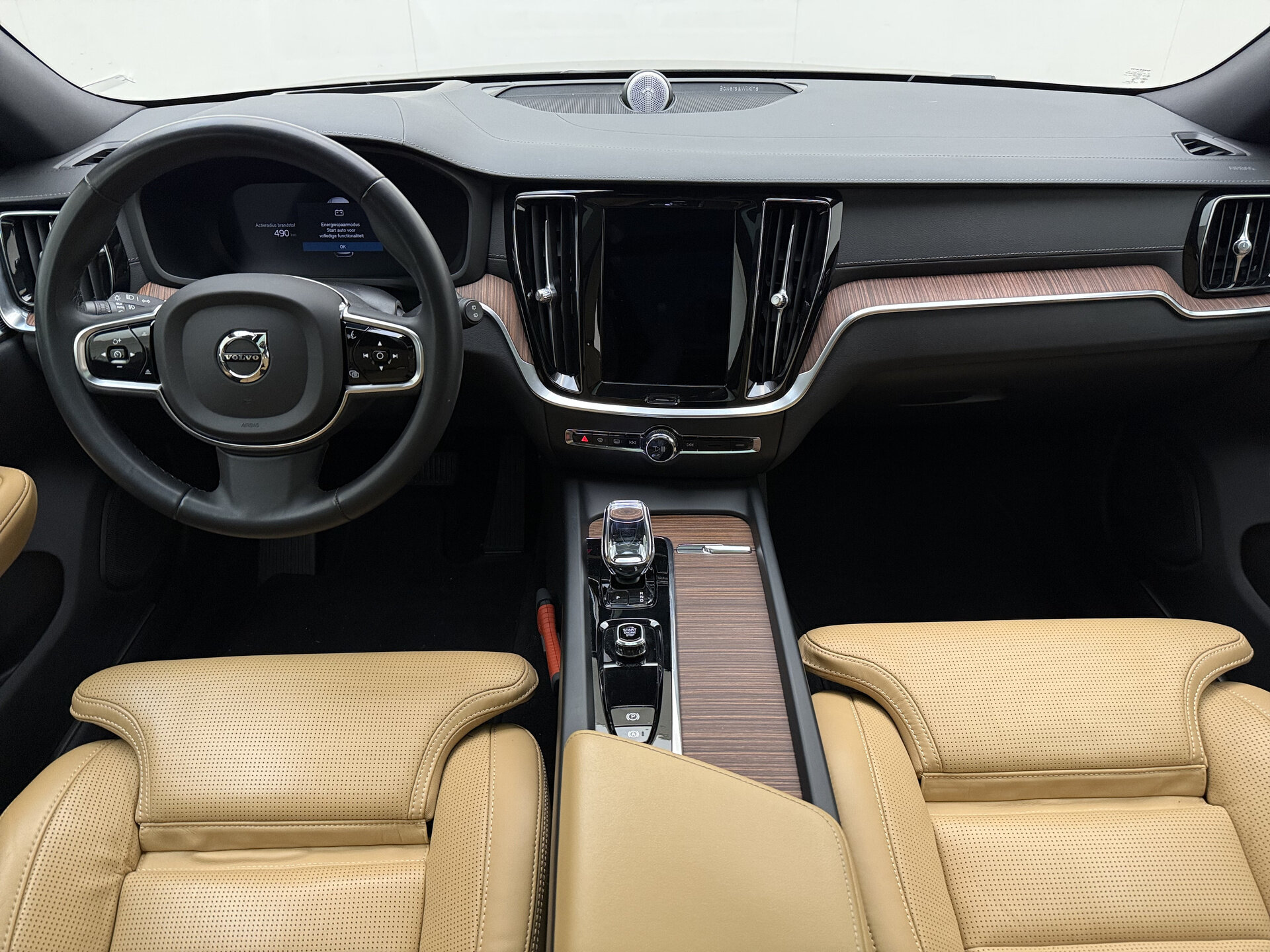 Volvo V60 Cross Country B5 AWD Pro - Afbeelding 2