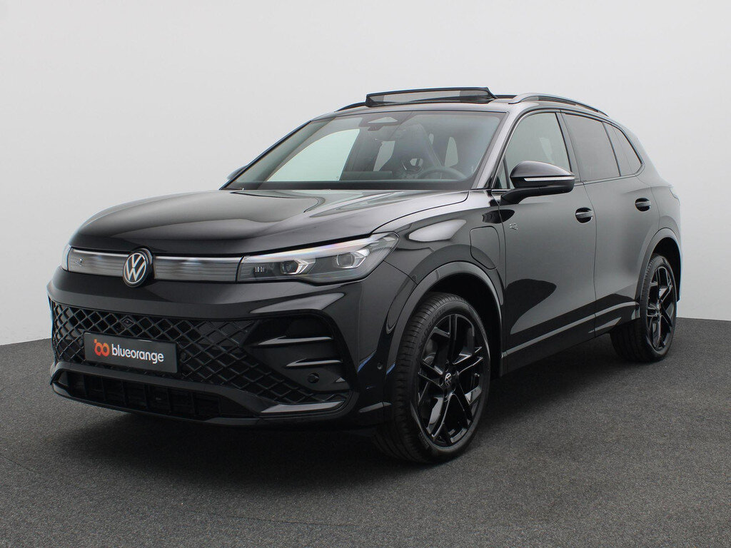 Volkswagen Tiguan 1.5 eHybrid R-Line Edition 272PK DSG Panoramadak, Trekhaak, 20" 