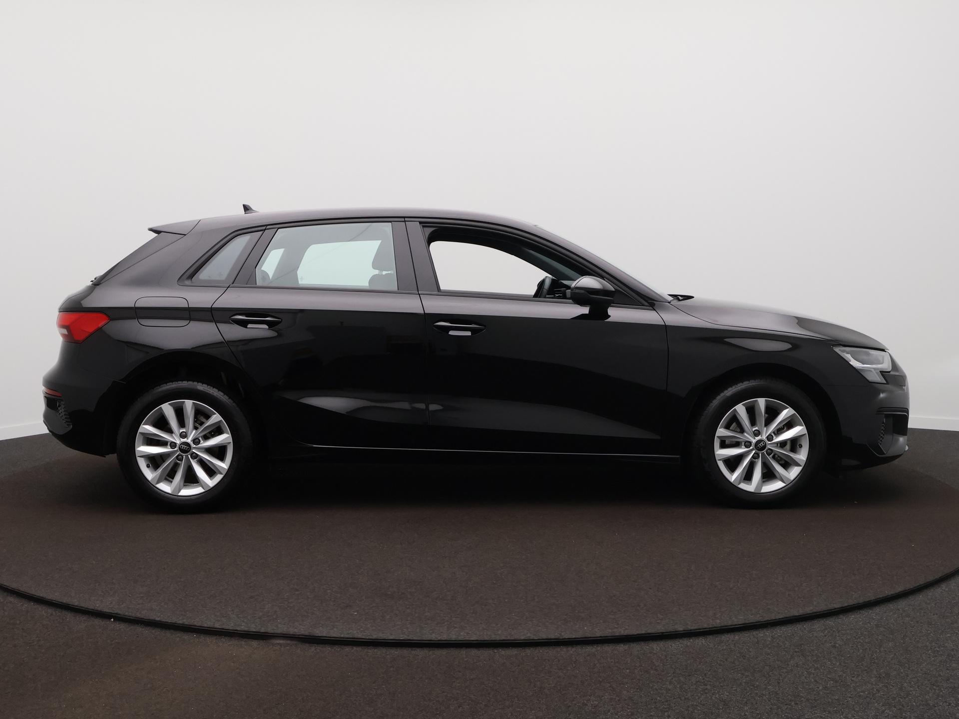 Audi A3 Sportback 30 TFSI Pro Line - Afbeelding 4