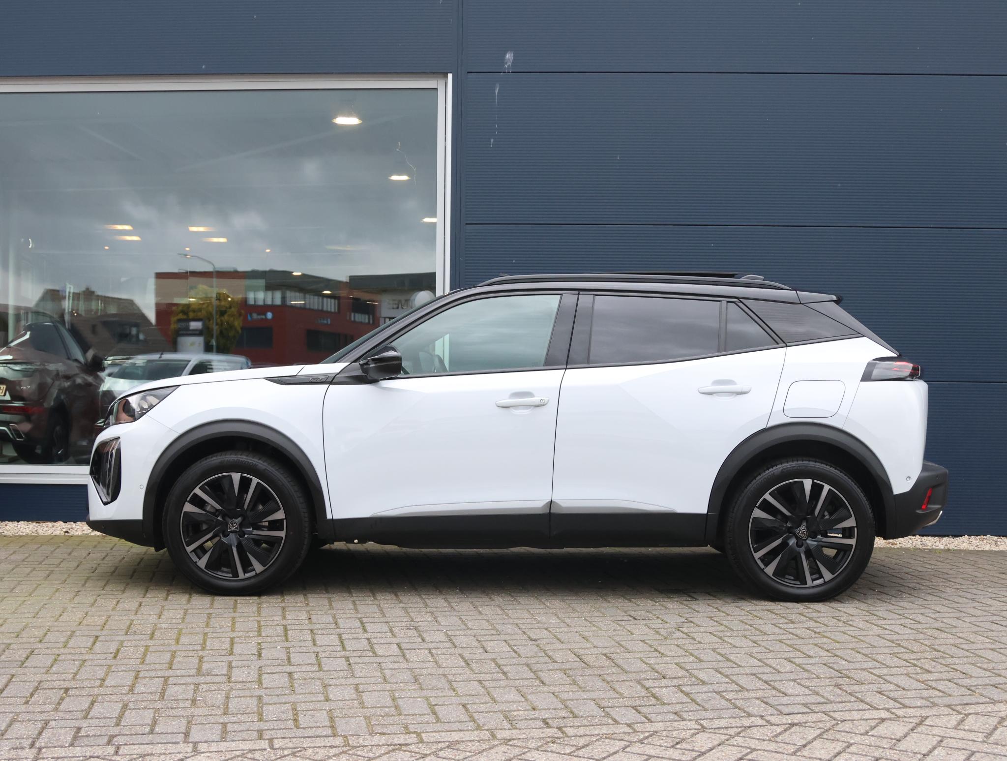 Peugeot 2008 145pk Hybrid GT - Afbeelding 2