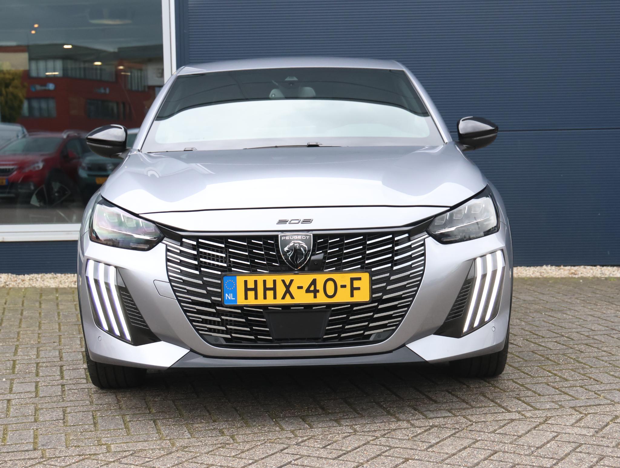 Peugeot 208 1.2 Hybrid 145 e-DCS6 GT - Afbeelding 4