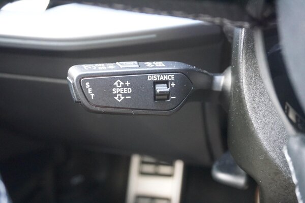 cruise control adaptief met Stop&Go cruise control adaptief met Stop&Go