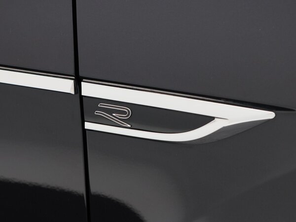 R-Line Exterieur