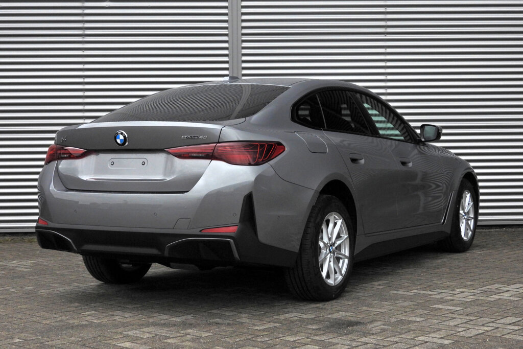 BMW i4 2