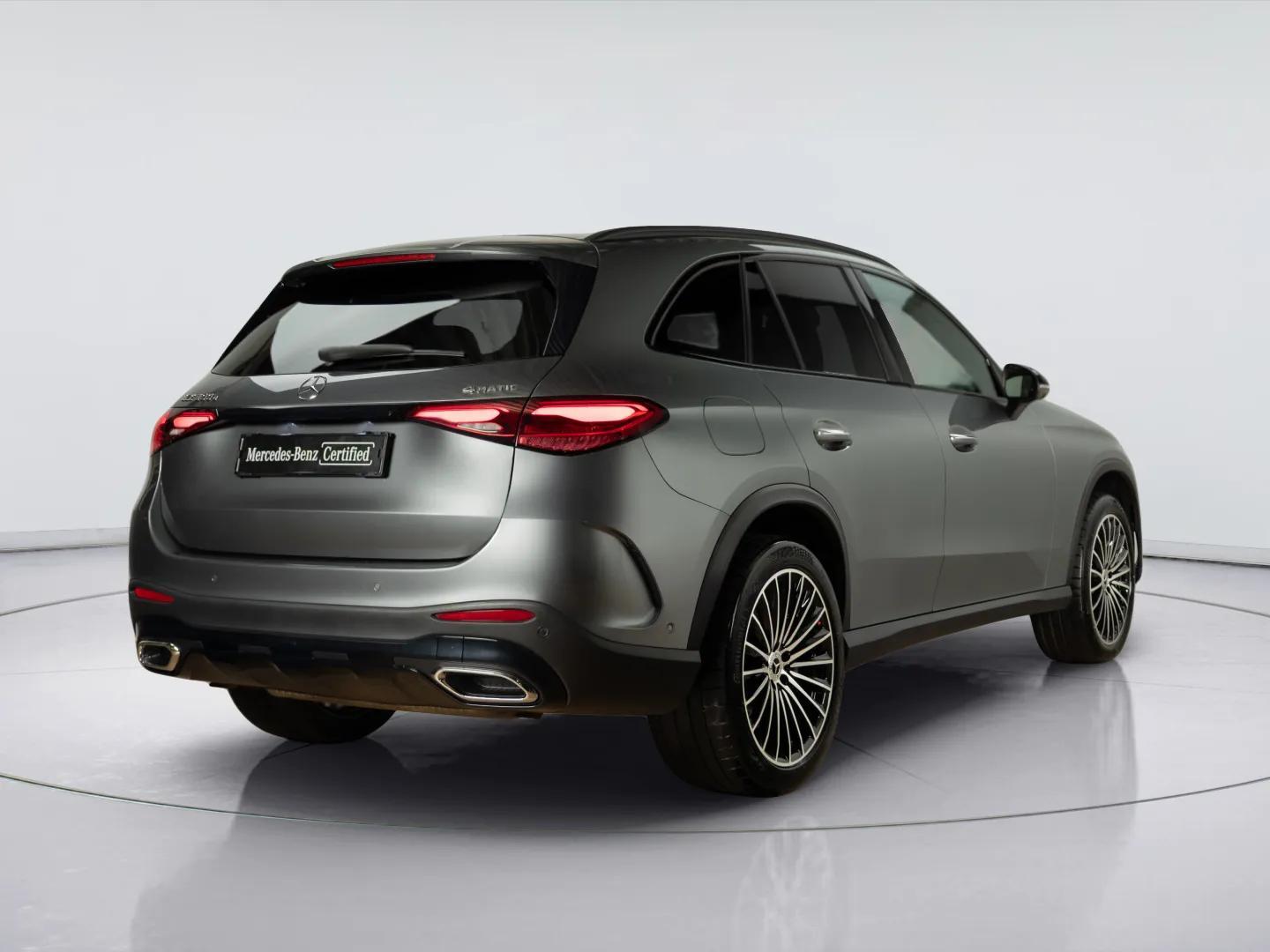 Mercedes-Benz GLC 300e 4MATIC AMG Line - Afbeelding 2