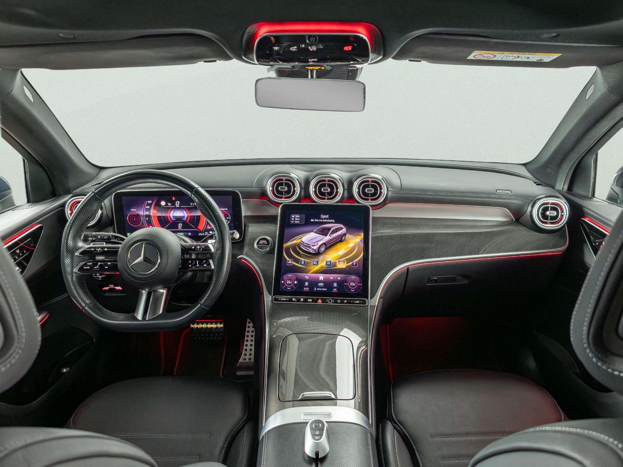 Mercedes-Benz GLC 300e 4MATIC AMG Line - Afbeelding 3