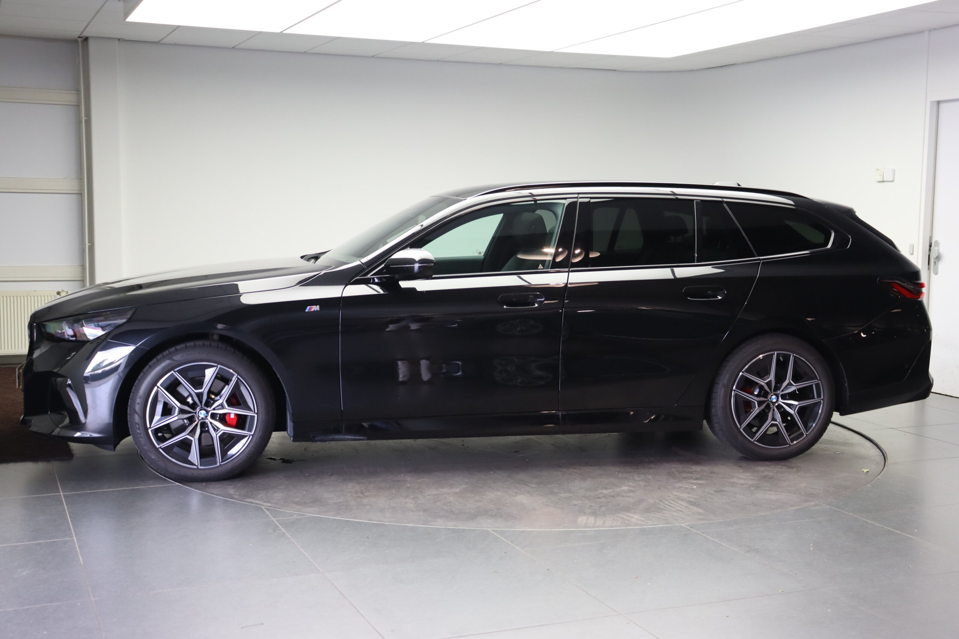 BMW 5 Serie Touring 520i M Sport Automaat