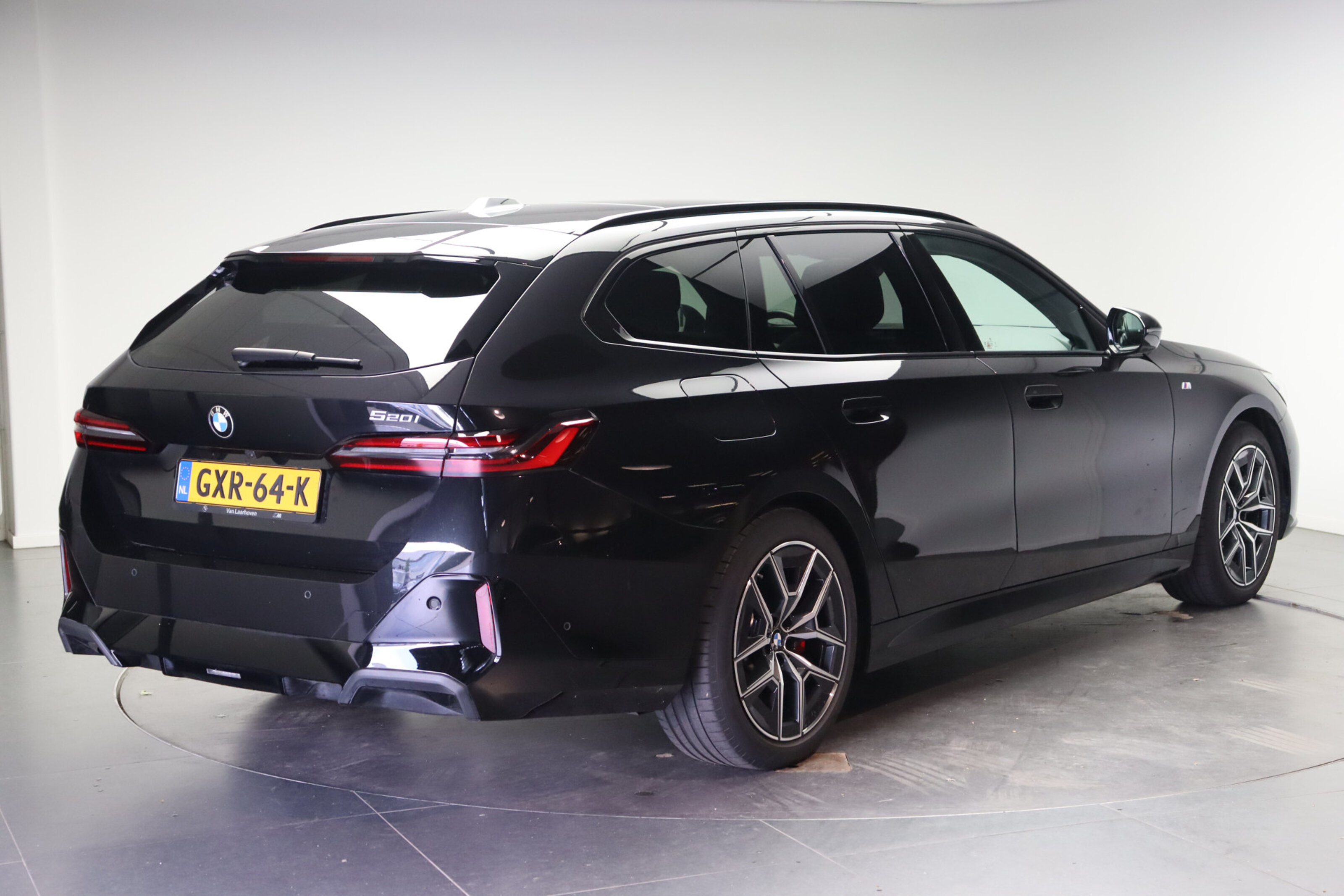 BMW 5 Serie Touring 520i M Sport Automaat