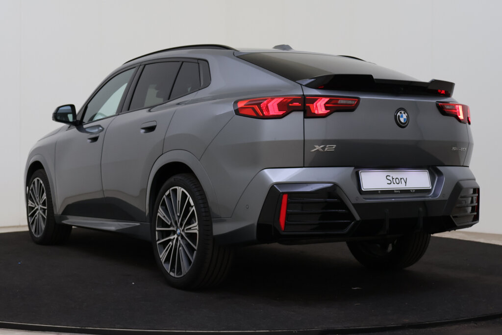 BMW X2 15