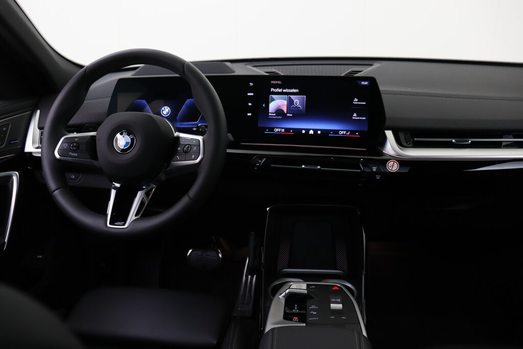 BMW X2 20