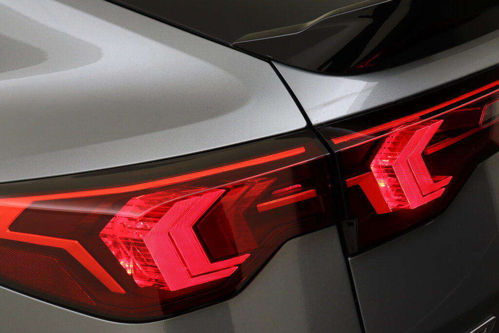 BMW X2 44